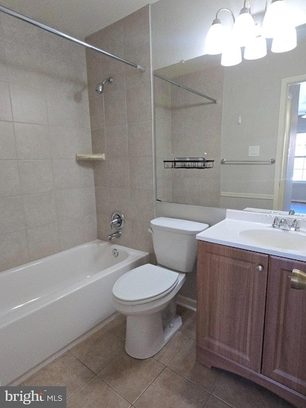 Building Photo - 3306 Wyndham Cir