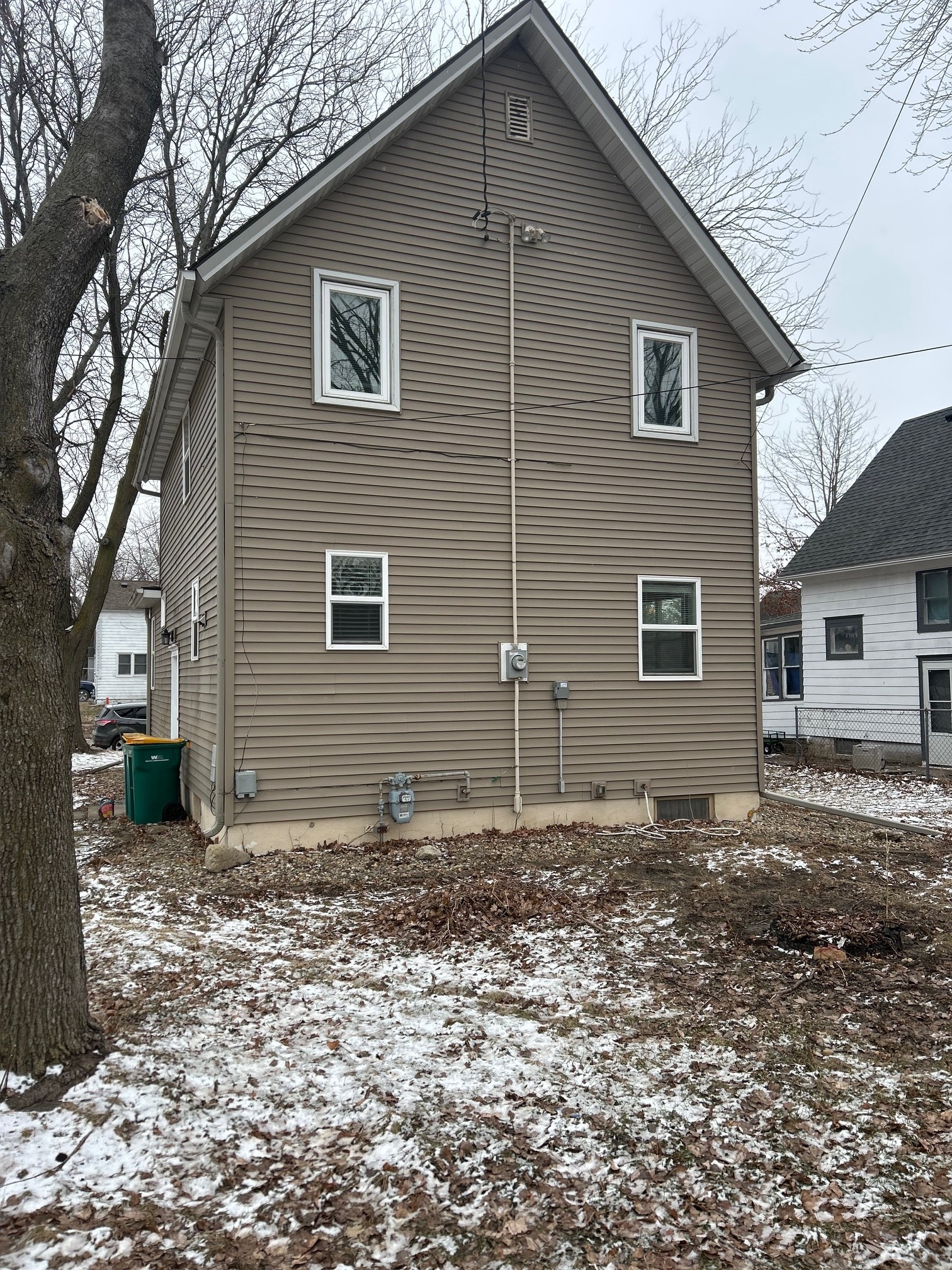 Rear - 821 Minnesota Ave