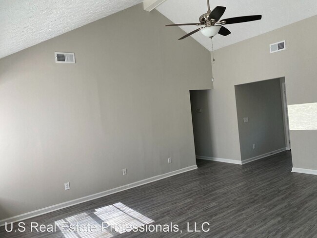 Building Photo - 3 br, 2 bath House - 418 Floyd Circle