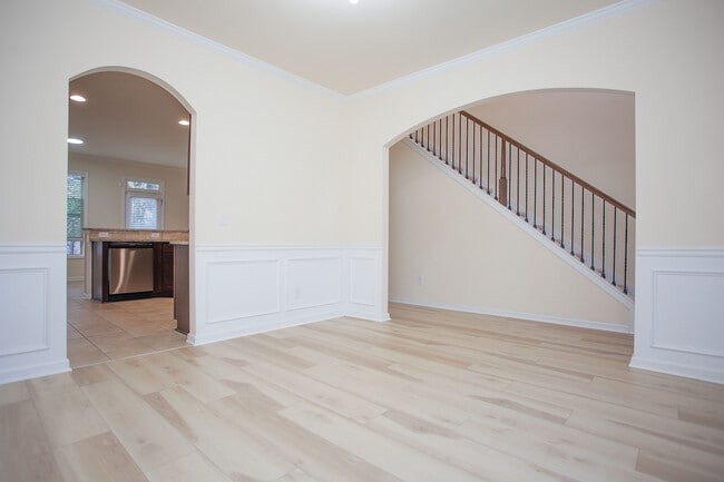 Building Photo - 6469 Panasa Ct