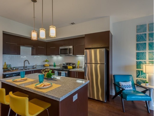 Building Photo - 575 S Virginia Hills Dr