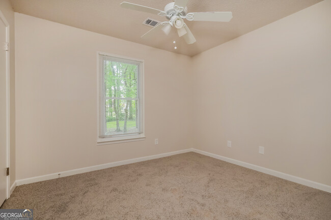 Building Photo - 1147 Crystal Springs Trail