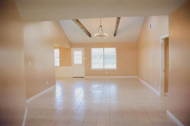 Building Photo - 2327 Shadbury Ct