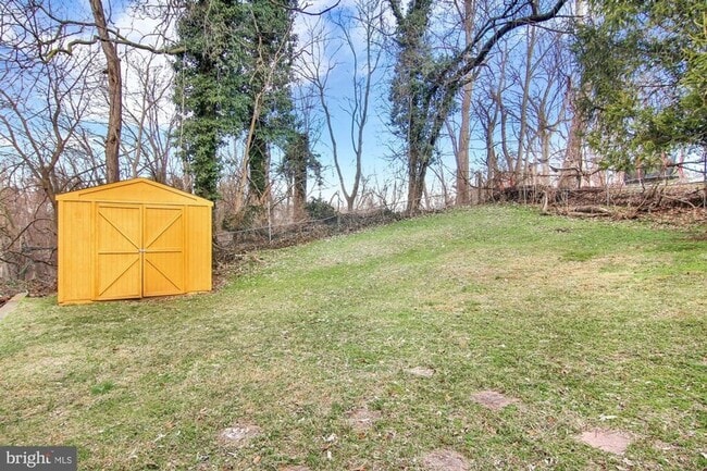 Building Photo - 3 bedroom in CD East Schools