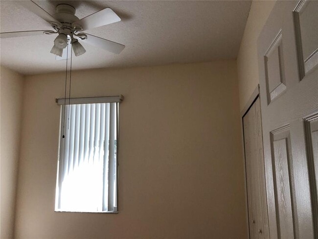 Building Photo - 4815 Riverton Dr