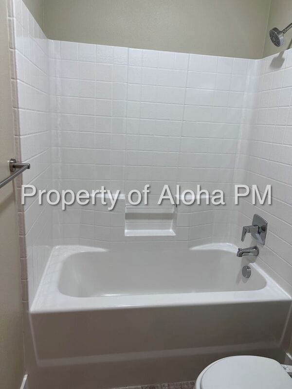 Building Photo - 3534 E Grand Forest Dr
