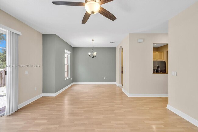 Building Photo - 8706 Blaze Ct