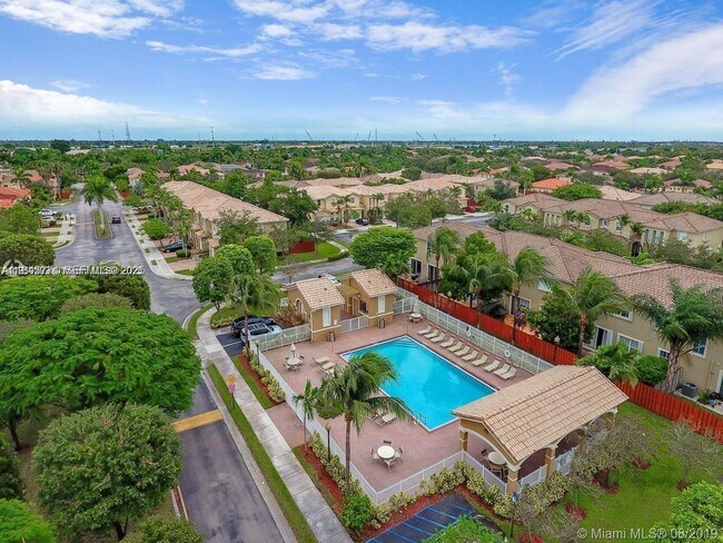 Building Photo - 12281 SW 121st Terrace