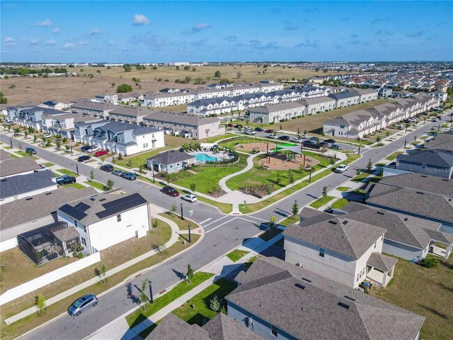 Building Photo - 1043 Lakeshore Breeze Pl