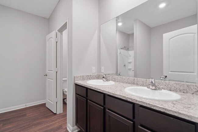 Building Photo - 3932 Northaven Trail