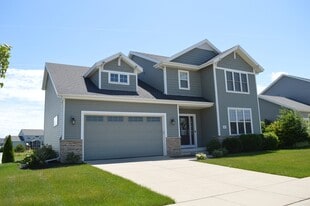 Building Photo - 801 Remington Way