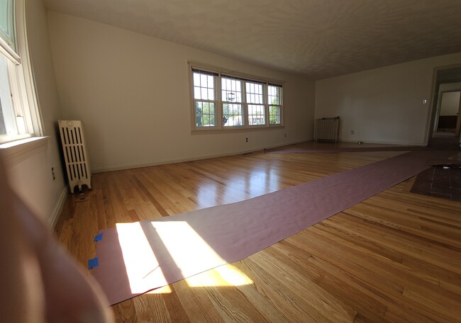 Building Photo - 613 Herkimer Rd