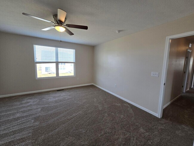 Building Photo - 140 Saddlebred Cir