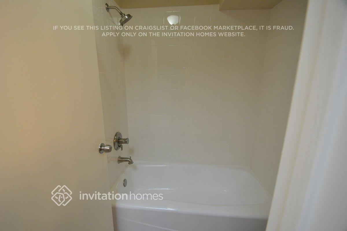 Building Photo - 21832 SE 271st Pl