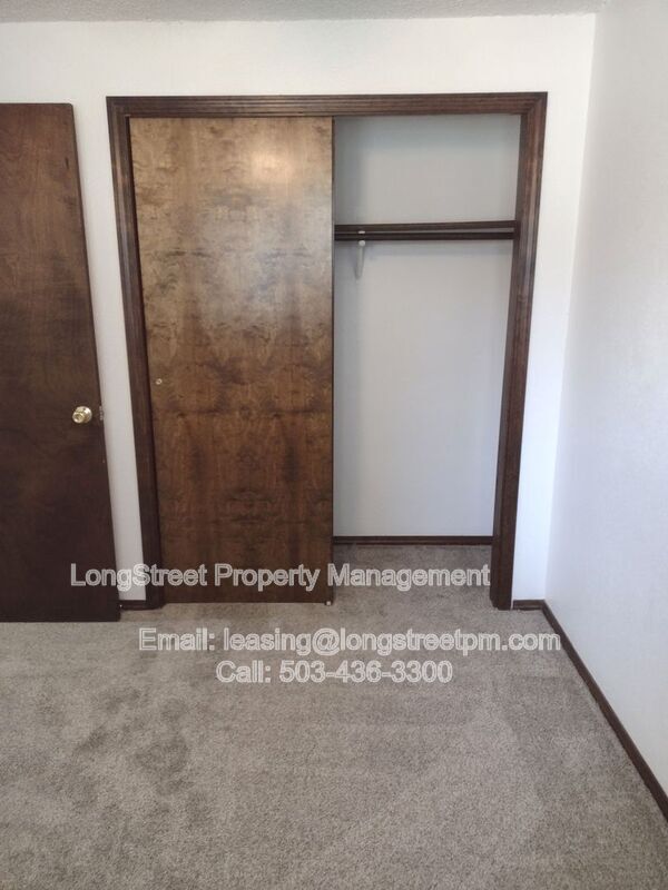 Building Photo - 1781 SE Lilly Pl