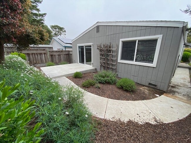 Building Photo - 739 Taylor St