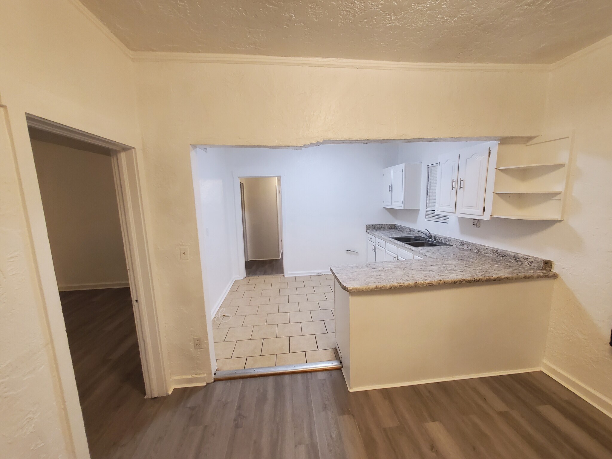 Building Photo - 2008 N Copia St