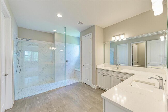 Building Photo - 4745 Antrim Dr