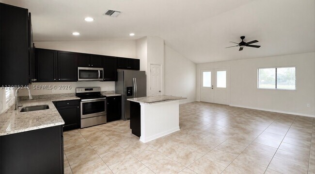 Building Photo - 2208 NW 42nd Pl