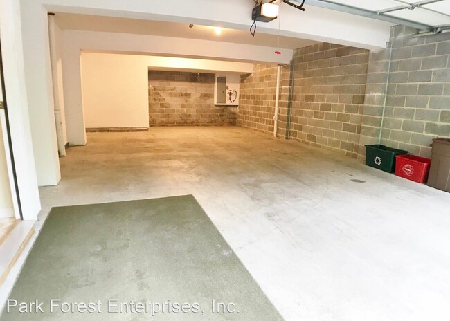 Building Photo - 3 br, 2.5 bath House - 138 Kenley Court