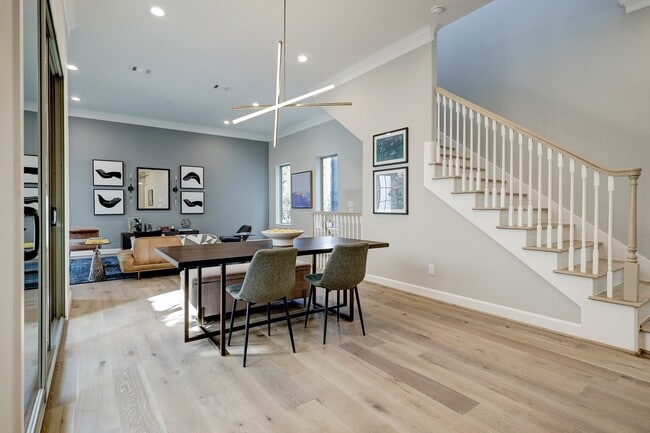 Building Photo - 505 Reinicke St