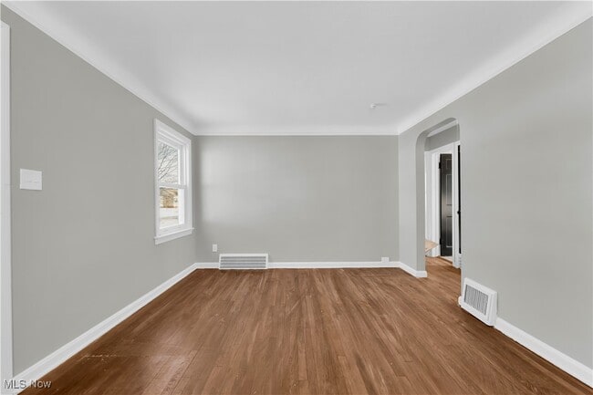 Building Photo - 20570 Morris Ave