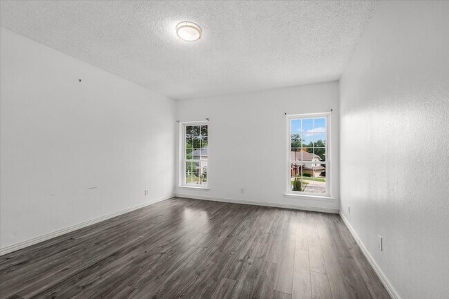 Building Photo - 5315 Colony Hill Rd