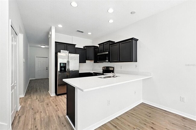 Building Photo - 10608 Savannah Plantation Ct