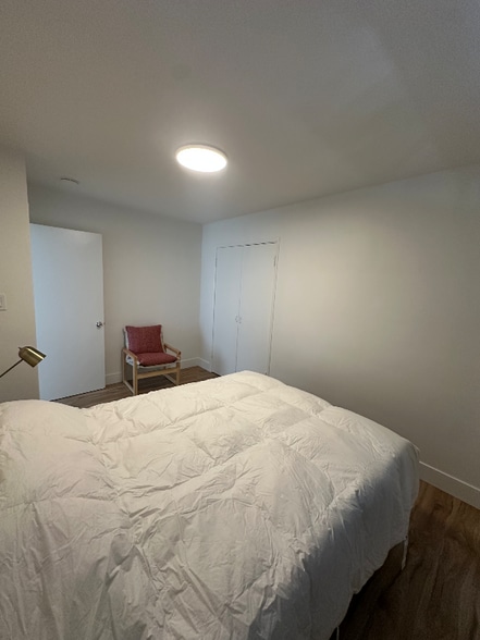 Building Photo - 13429 Beach Ave