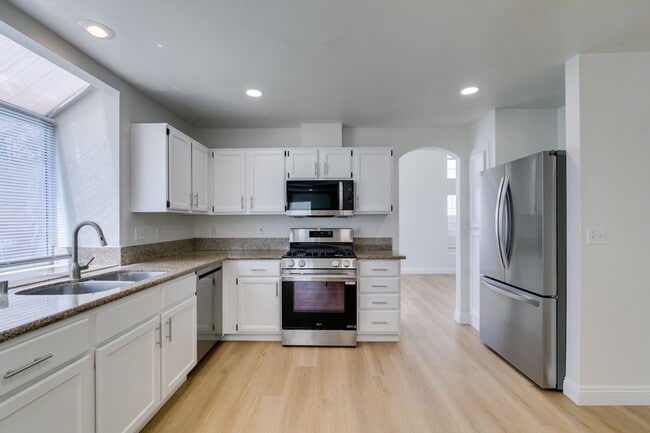 Building Photo - Charming Summerlin Two-Story with Cozy Fireplace & Spacious Layout