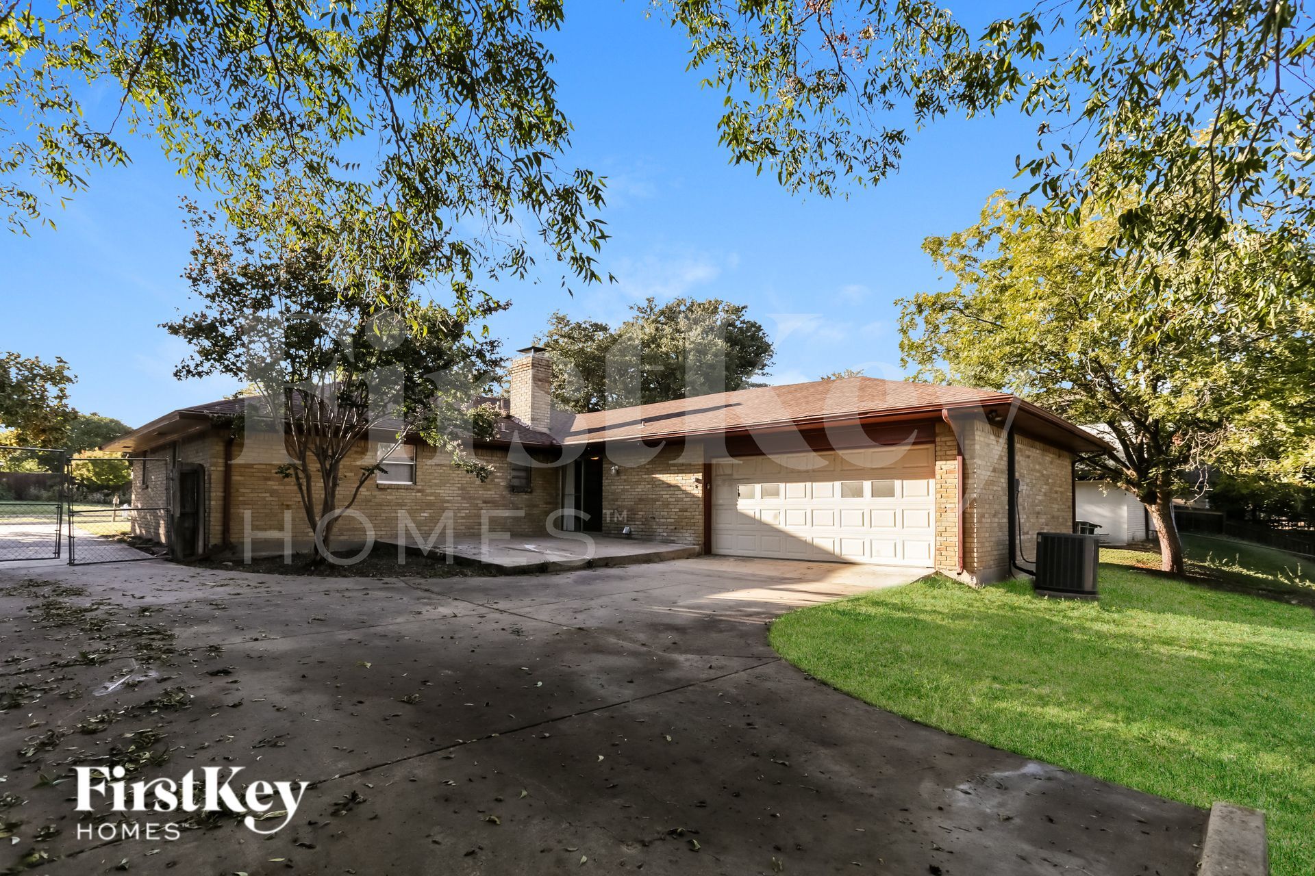 Building Photo - 4026 Cedar Creek Dr