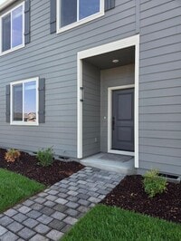 Building Photo - 2739 SE Lyon St