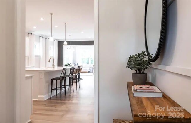 Building Photo - 19016 Yellow Birch Dr