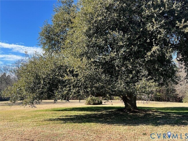 Building Photo - 10894 Tiller Rd