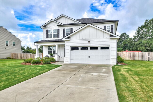 Building Photo - 7046-7046 Sideboard Xing