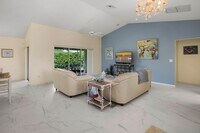 Building Photo - Cute and Cozy Furnished Family home on the Island..Available NOW. Reduced to $3,500/mo