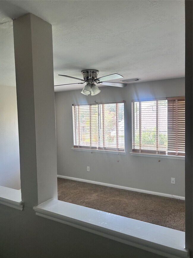 Building Photo - 1606 Misty Fawn Ln