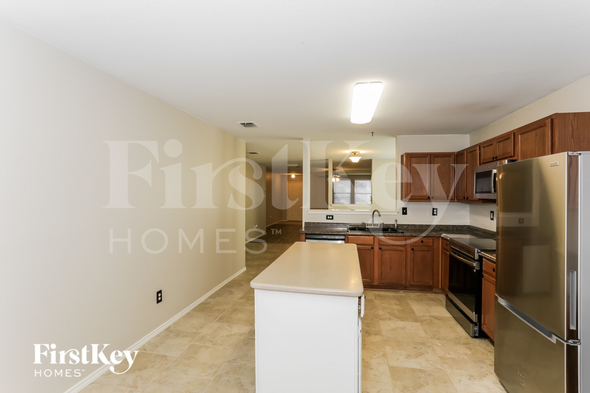 Building Photo - 1413 Erin Ct