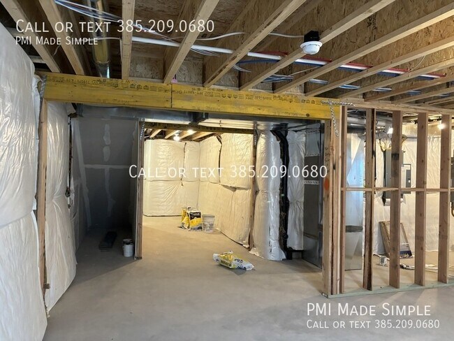 Building Photo - Modern and Spacious Home In Lehi with 2 Ca...