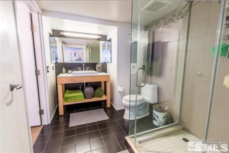 Building Photo - 255 N Sierra St