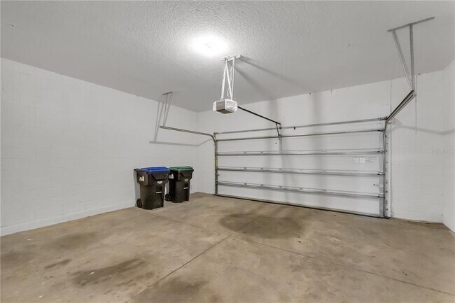 Building Photo - 8320 Bryce Canyon Ave