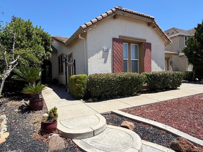 Building Photo - Spacious 4-Bedroom Elk Grove Home with Updated Kitchen, Quartz Countertops! VIEW TODAY!