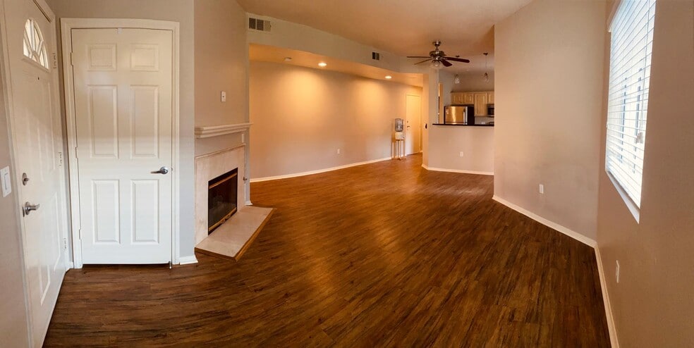 Living Room/Dining - 5250 S Rainbow Blvd