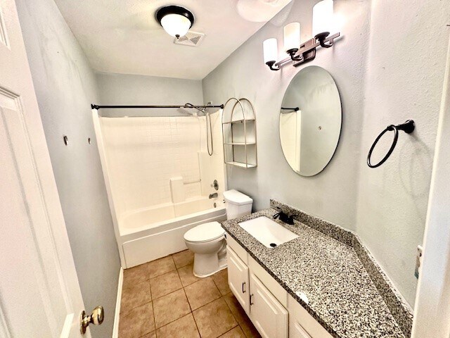 Building Photo - 15318 Geral Ln