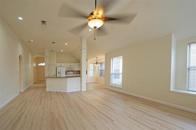 Building Photo - 7936 Lancelot Rd