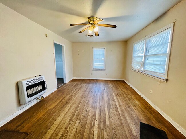 Building Photo - Great 2 Bedroom in Arnett Benson Area