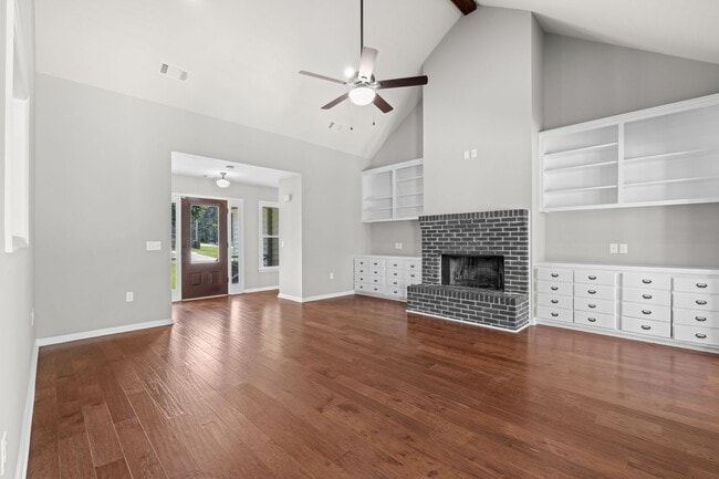 Building Photo - 1501 Cayla Way