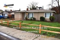 Building Photo - 1714 Del Rio Dr