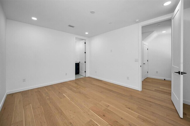 Building Photo - 1801 N Morgan St