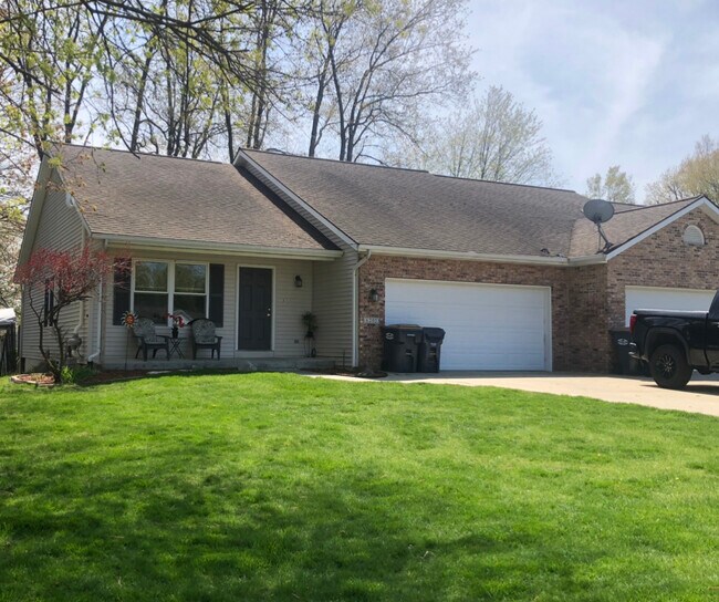 Primary Photo - 6205 Cross Bend Ct
